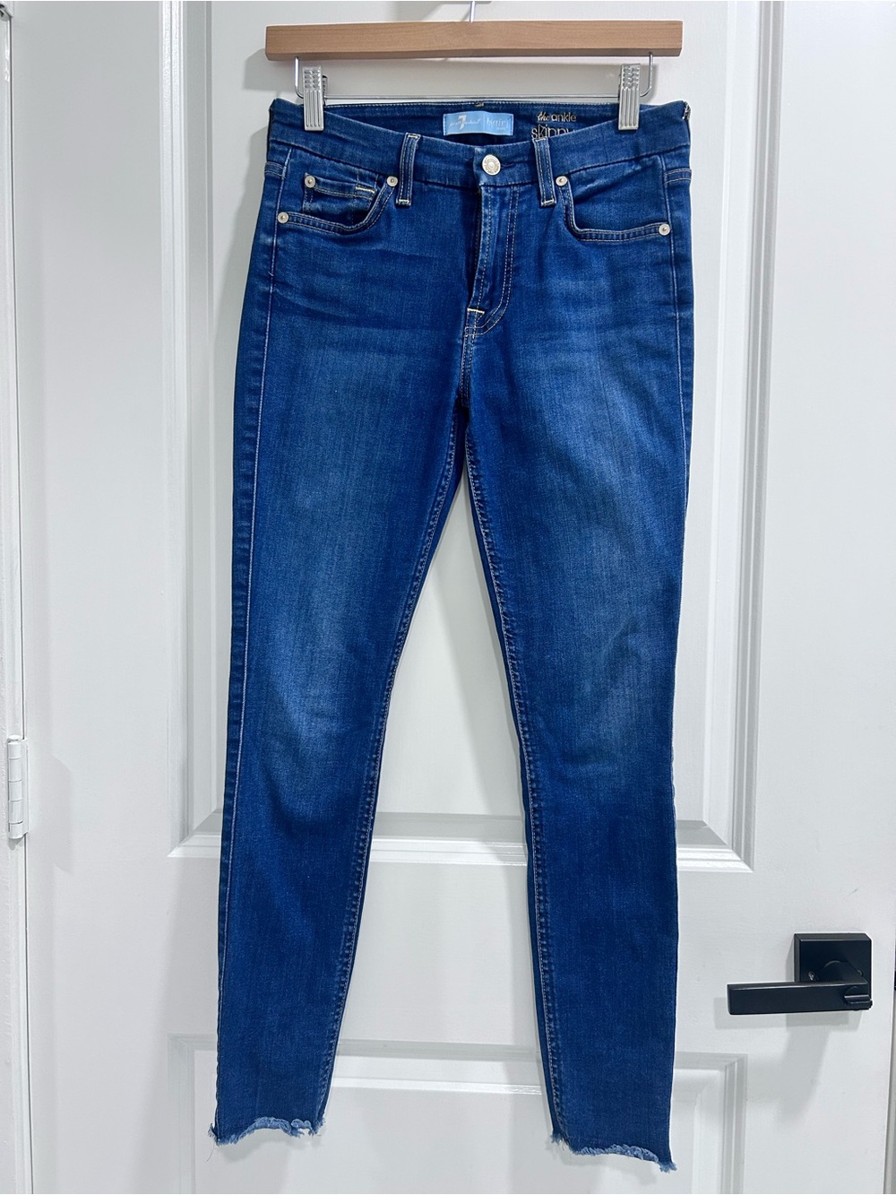 7 For All Mankind Dark Blue Skinny jeans size 25